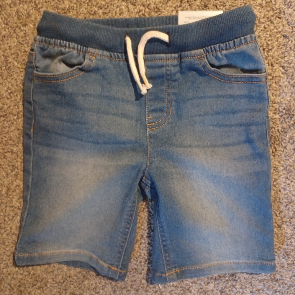Capri denim jeans